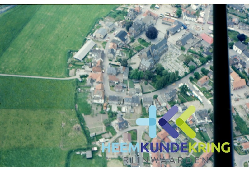 Luchtfoto Oud Lobith- Dorpsdijk -Walhof -Zwartesluis Coll. G.B. Janssen